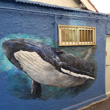 Jinho'S Black Whale Guest House & Bar Seoul Exterior foto