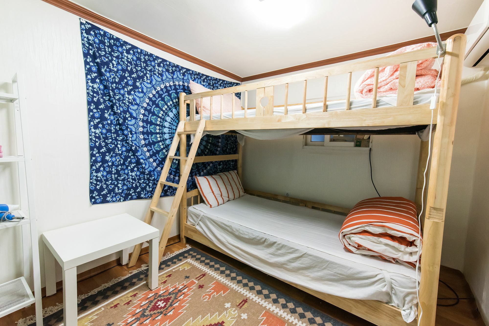 Jinho'S Black Whale Guest House & Bar Seoul Exterior foto